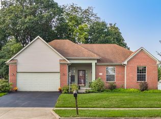 653 Canteridge Dr, Pickerington, OH 43147