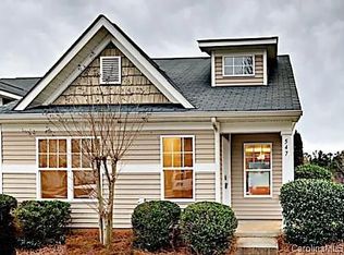 547 Fawnborough Ct, Rock Hill, SC 29732