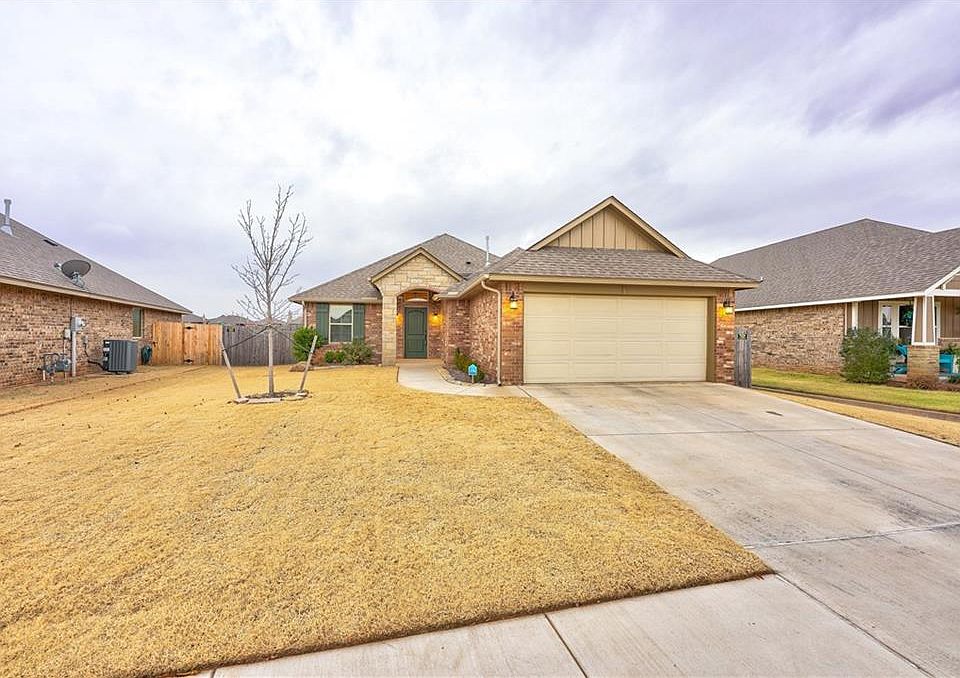 1st image of 18609 Melogold Dr