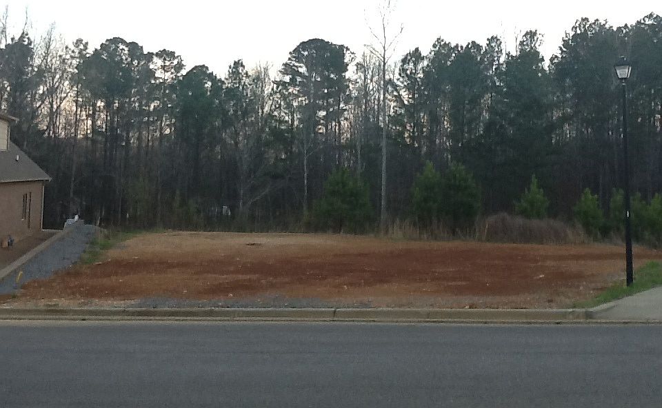 2nd image of 231 Vickie Dr