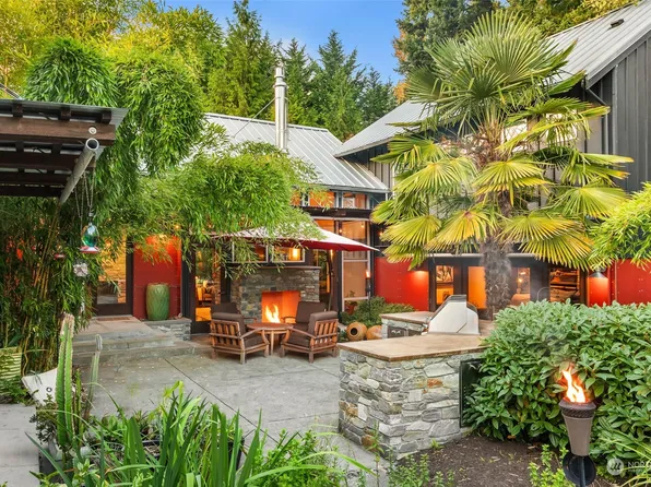10618 NE 155th Place, Bothell, WA 98011