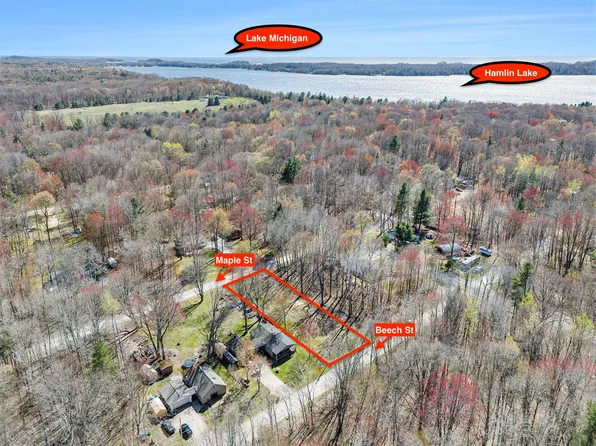 6701 W Beech St, Ludington, MI 49431