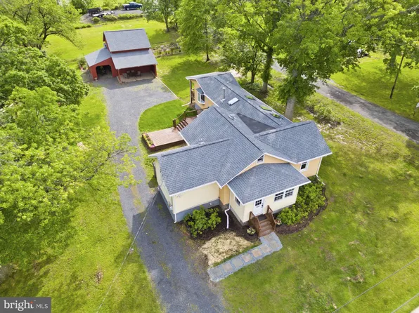 622 Washington Ave, Sellersville, PA 18960