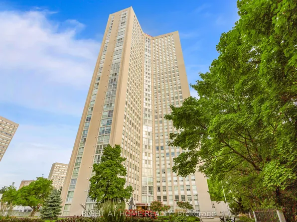 3650 Kaneff Cres, Mississauga, ON