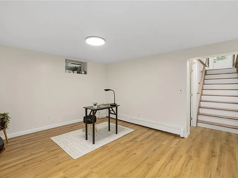 461 River Rd — Photo 18