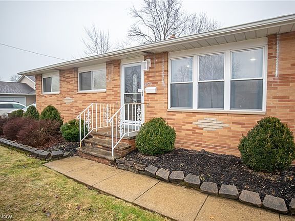 2nd image of 24570 Staghorn Dr