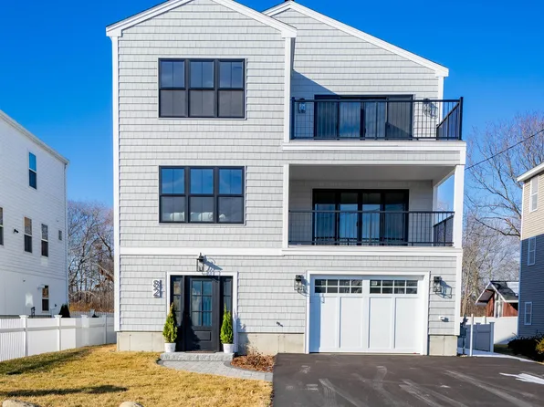 82 Kings Highway, Hampton, NH 03842