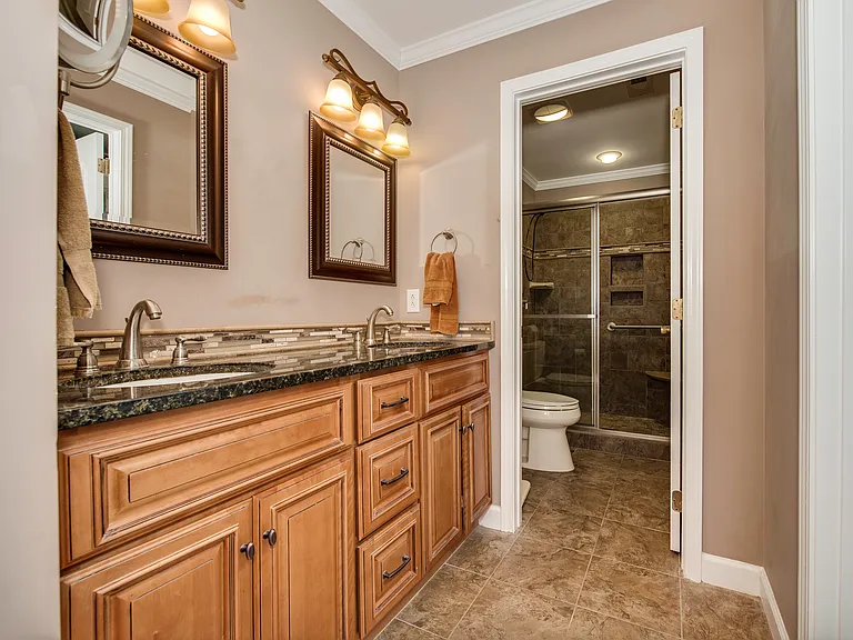 18521 Harborside Dr — Photo 15