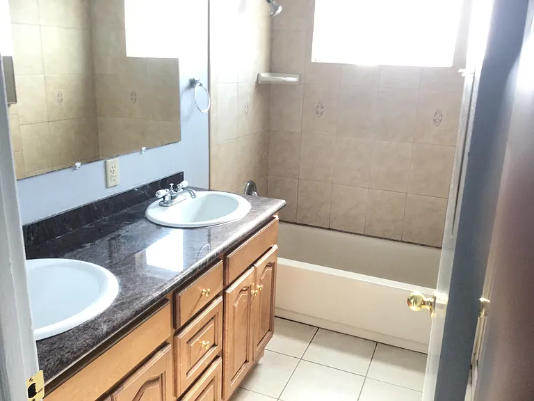 1124 Pierce Dr #GROUND FLOOR — Photo 4
