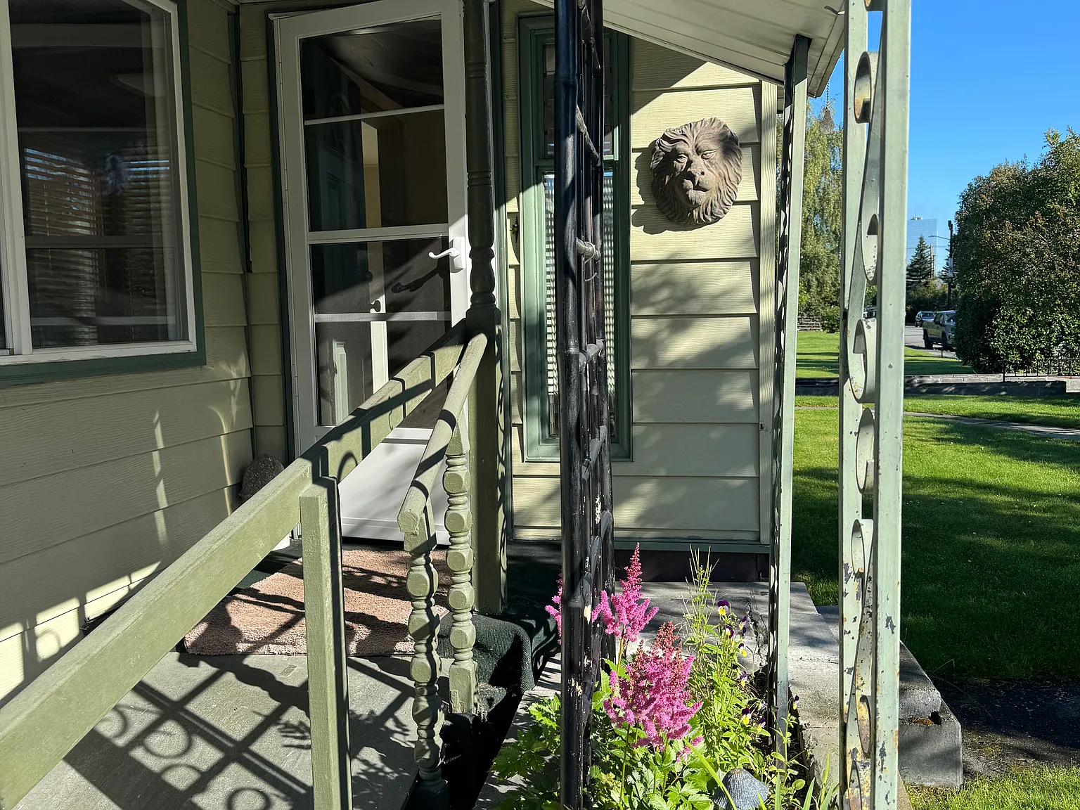 2 bed, 750 sqft, $2,695 — Photo 2
