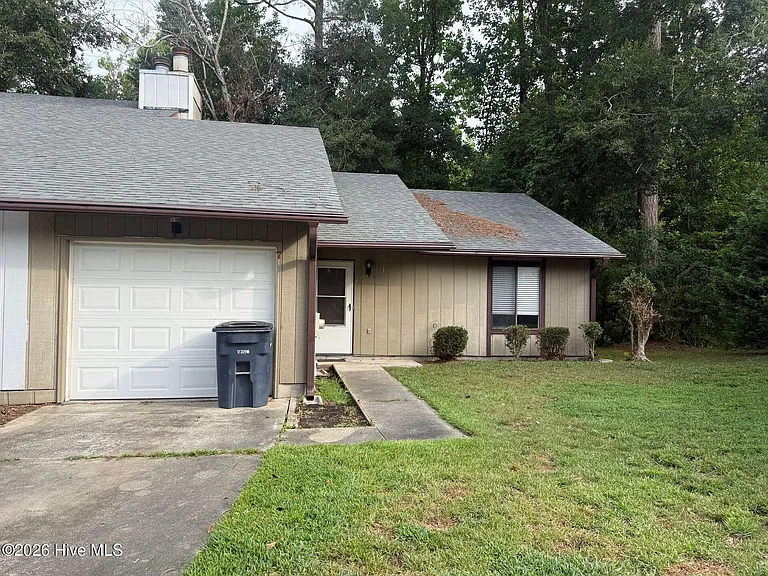 7 S Onsville Pl — Photo 1