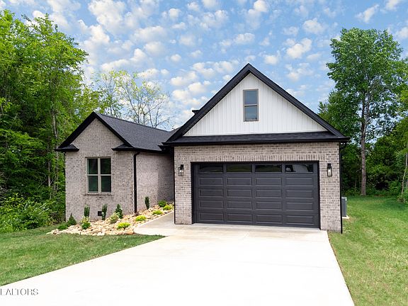 2nd image of 140 Tsuhdatsi Cir Lot 20