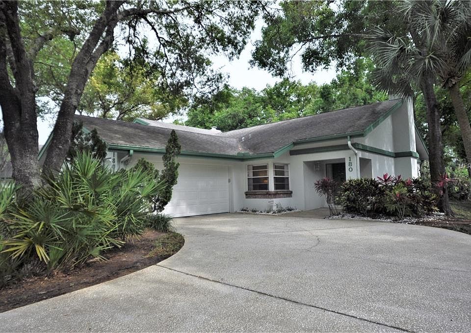 1st image of 180 Woodridge Cir