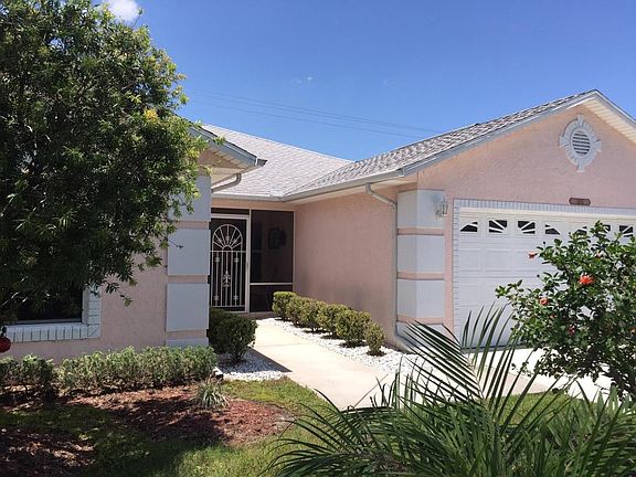 Home For Sale In Palm Grove