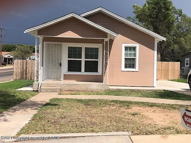 1st image of 301 S Louisiana St