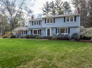 44 Quorn Hunt Rd, West Simsbury, CT 06092