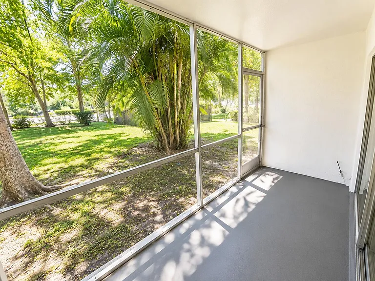 4205 N University Dr #106 — Photo 29
