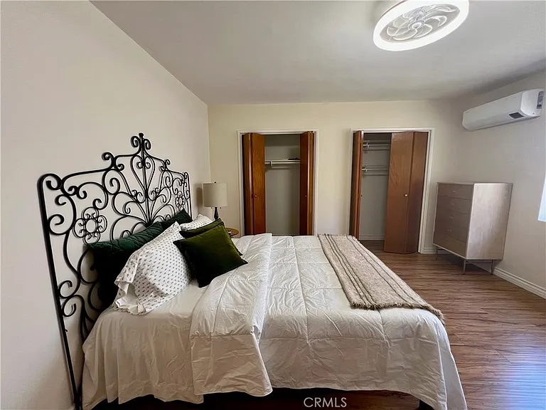 228 W Lemon Ave #B — Photo 11
