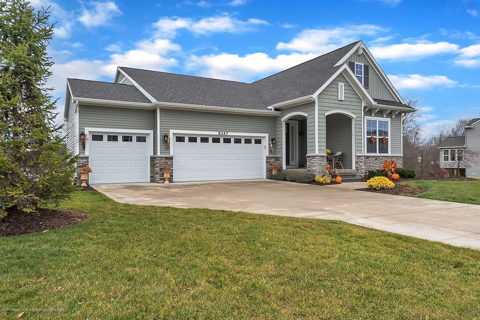 8347 Yellowstone Ln photo 1