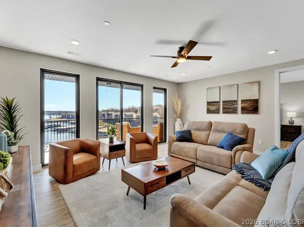 182 Havens Place Dr #4H, Lake Ozark, MO 65049