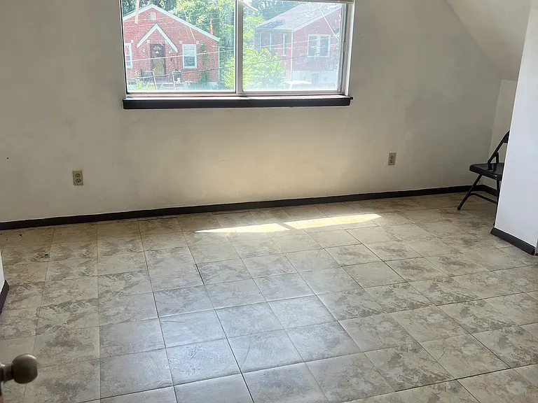 7037 Theodore Ave — Photo 9