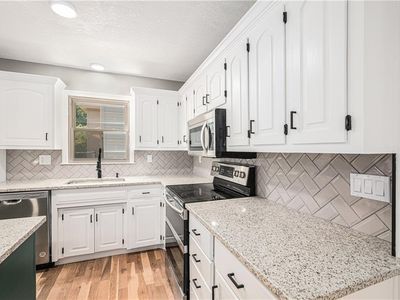 11205 E 74th St, Raytown, MO, 64133