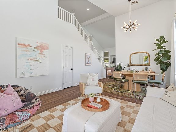 4th image of 1942 Buckeye Hill Ct