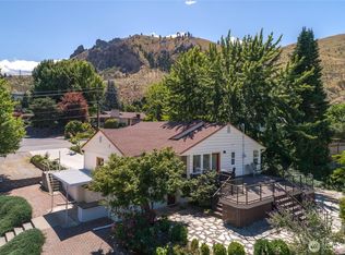 1310 Red Apple Road, Wenatchee, WA 98801