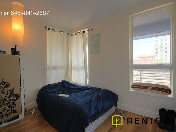4th image of 431 Grand St #3J
