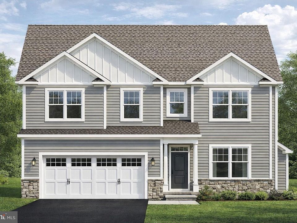 2nd image of 2 Hilltop Rd