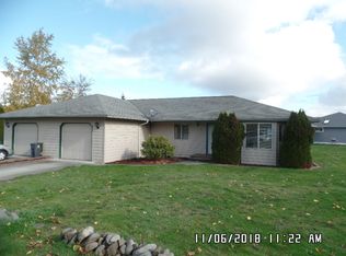 55 Falcon Rd, Sequim, WA 98382