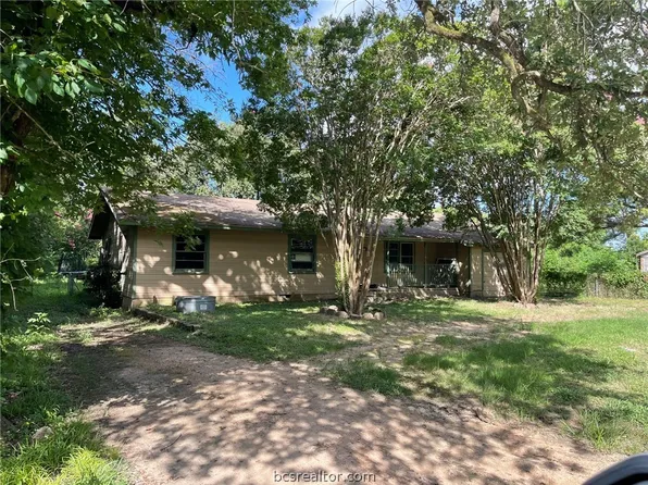 330 County Road 358, Gause, TX 77857
