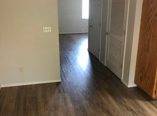 4497 E Zora St, Joplin, MO 64801