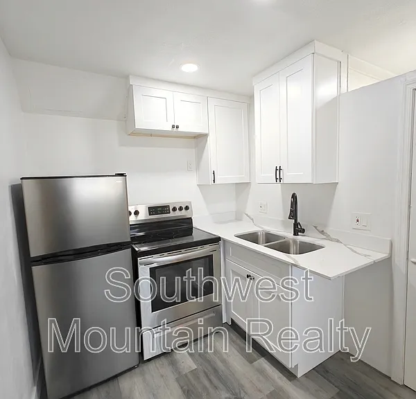7122 N 48th Ave #5A — Photo 8
