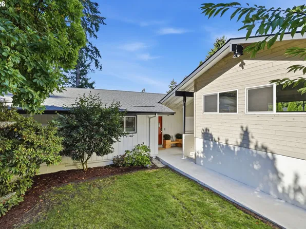 4935 SW 19th Dr, Portland, OR 97239
