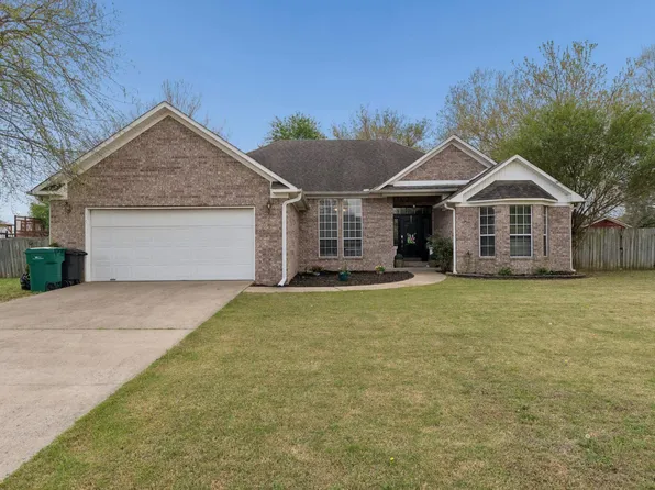 6 Ross Dr, Vilonia, AR 72173
