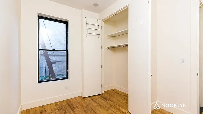 Rented by Nooklyn NYC LLC | media 49