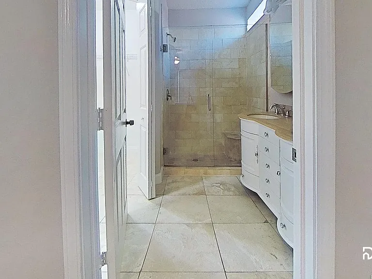 3306 Summer Island Ct — Photo 10