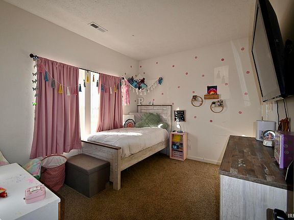 5th image of 4763 Dobson Dr