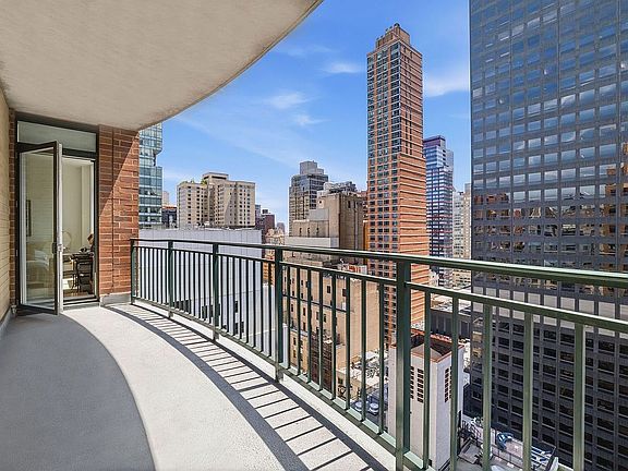 4th image of 212 E 57th St #1920A