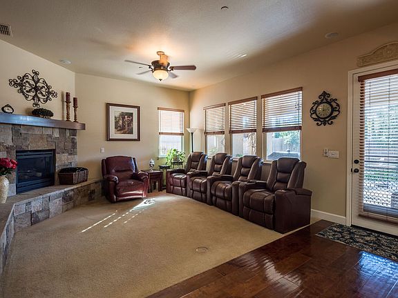4th image of 836 Glen Abbey Dr