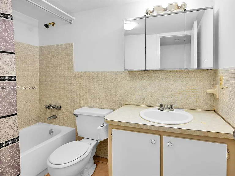 12590 NE 16th Ave #208 — Photo 13