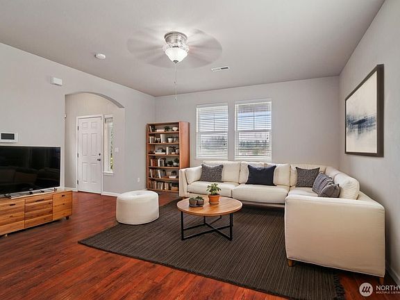4th image of 14403 Lockwood Lane SE