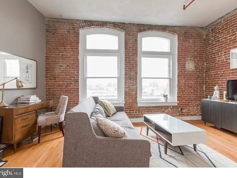 1010 Race St #6C — Photo 12