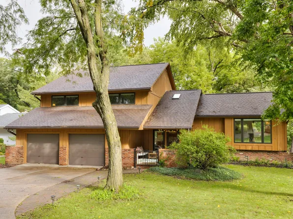1709 Buffalo Rd, West Des Moines, IA 50265