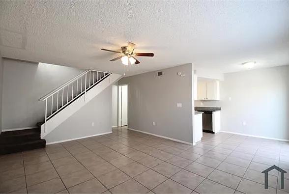 860 E Brown Rd #32 — Photo 9