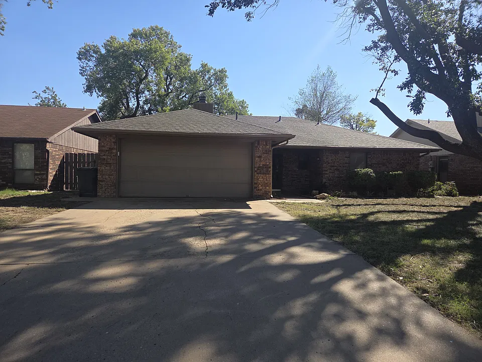 5513 Fountain Head Dr