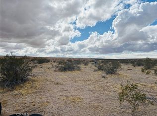 20 Matawan Rd, Apple Valley, CA 92308