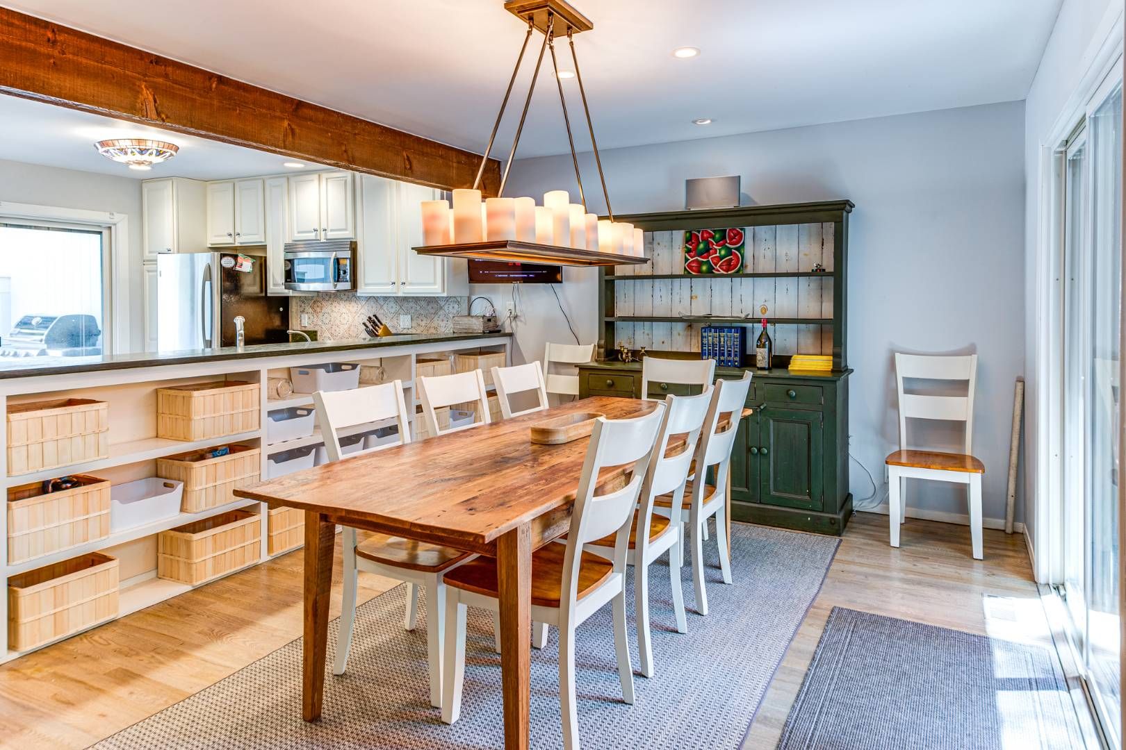  Open Dining