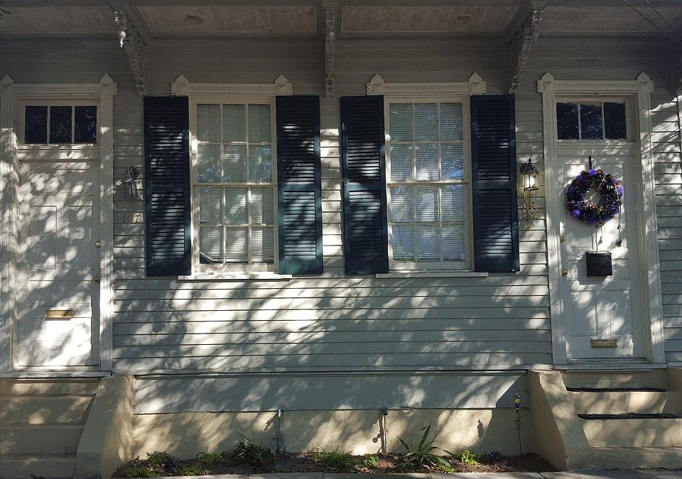 1107 Front Entry